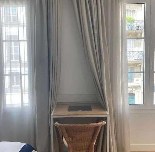 Studio Saint Germain des près Paris